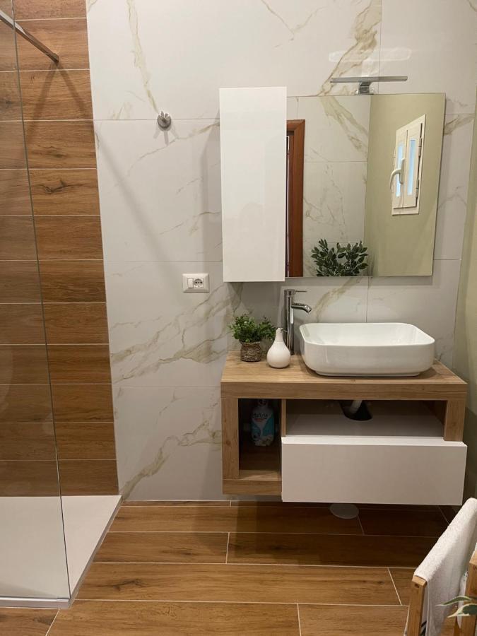 Miracles On 32Th Street Apartman Nápoly Kültér fotó