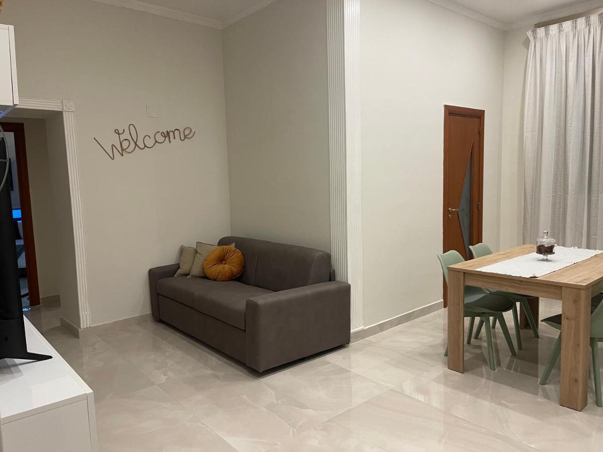 Miracles On 32Th Street Apartman Nápoly Kültér fotó