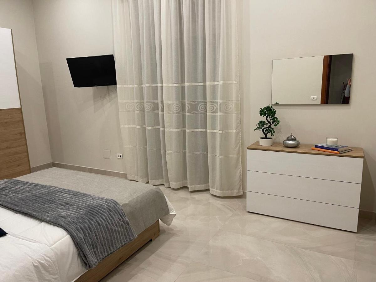 Miracles On 32Th Street Apartman Nápoly Kültér fotó